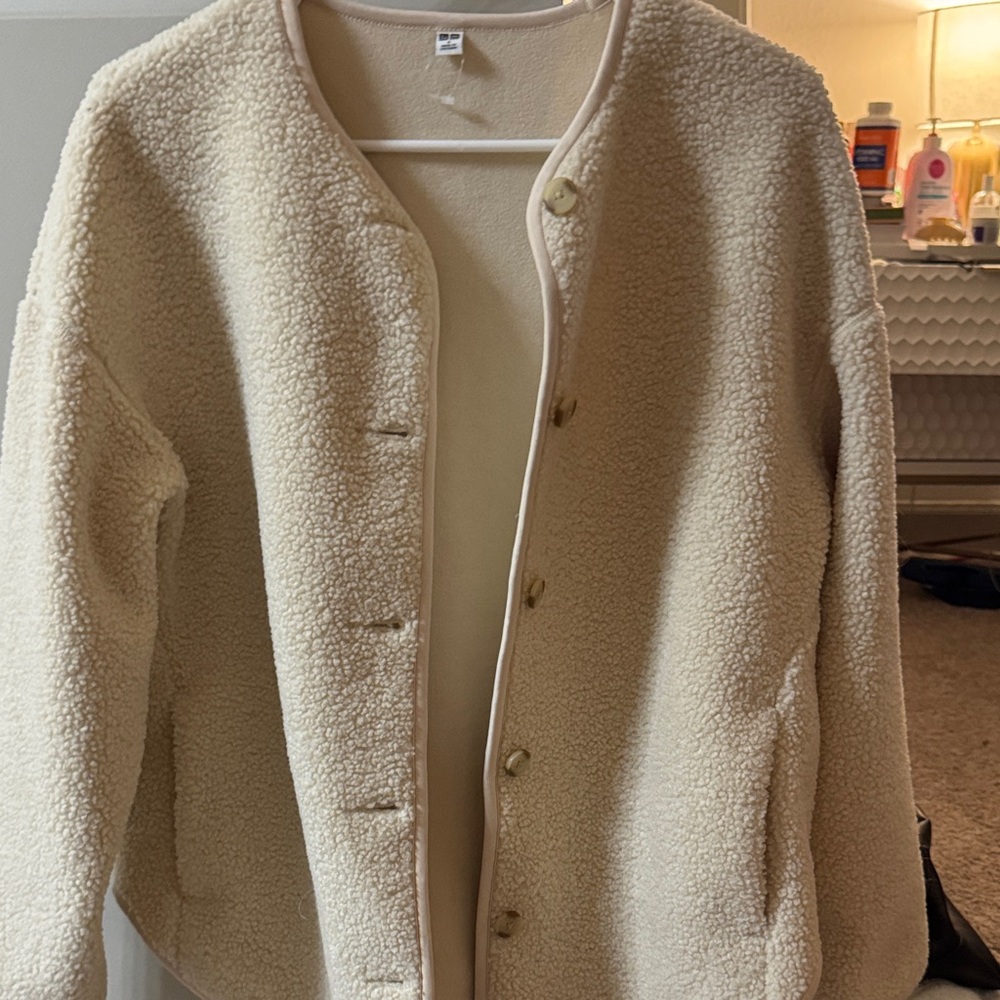Uniqlo Beige teddy Fleece Jacket